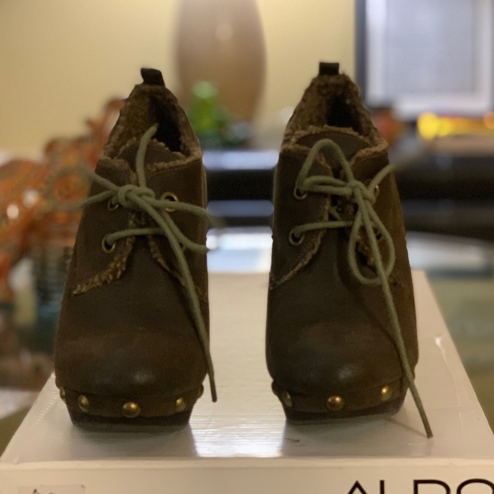 Aldo ‘Grocott’ lace up, heeled brown clogs